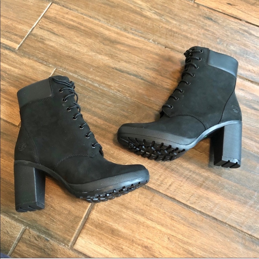 Timberland Leather Lace-Up Tractor Platform Boots - Picture 11 of 16
